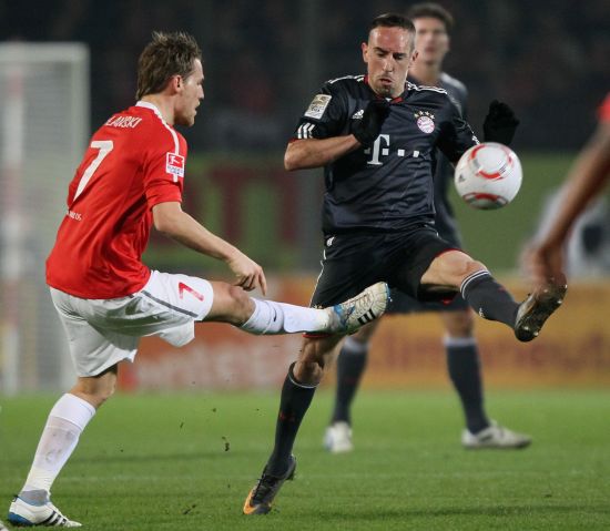 特别是在比 特别是在比